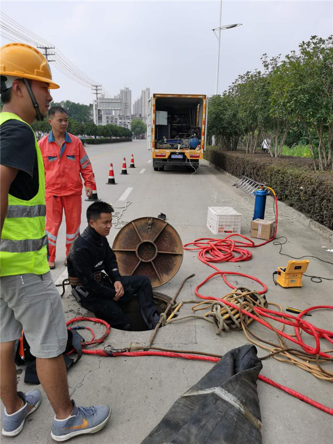 会文镇翻衬法管道修复技术主要工序